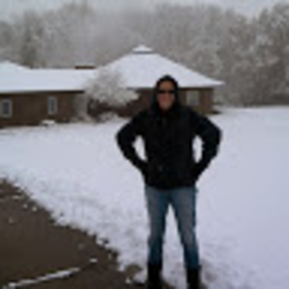 Meet your Posher, Stacey - Picture 1 of 1